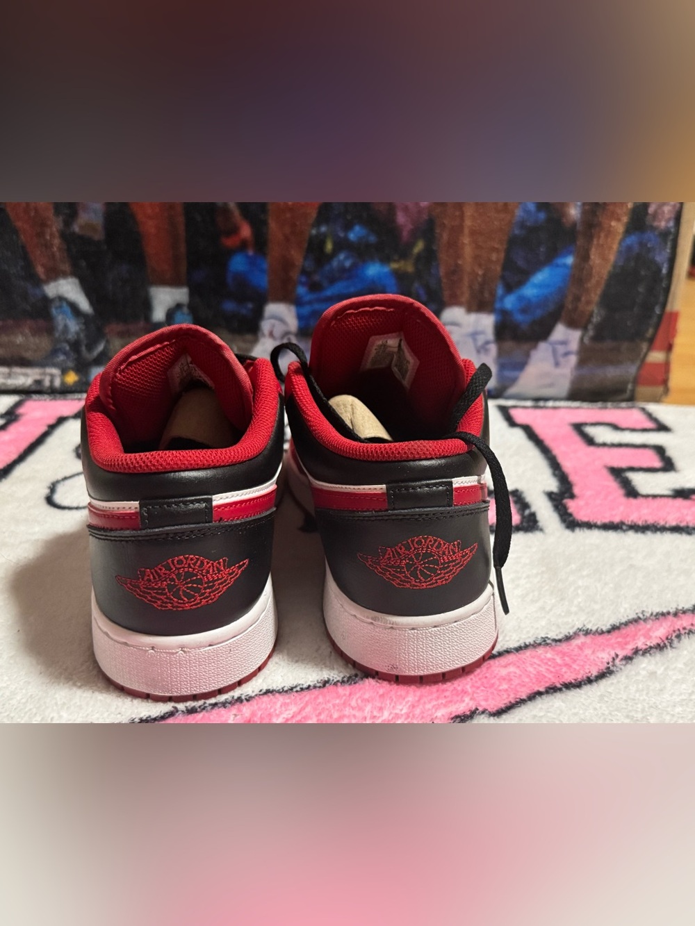 Jordan 1 Low (Chicago) - Picture 3 of 6